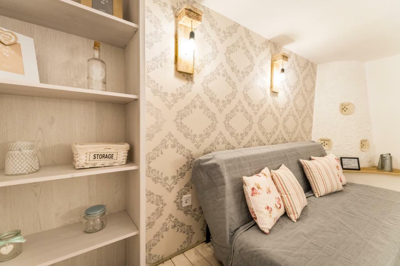 Bpr Vintage Garden Apartment With Terrace & Sauna บูดาเปสต์ ภายนอก รูปภาพ