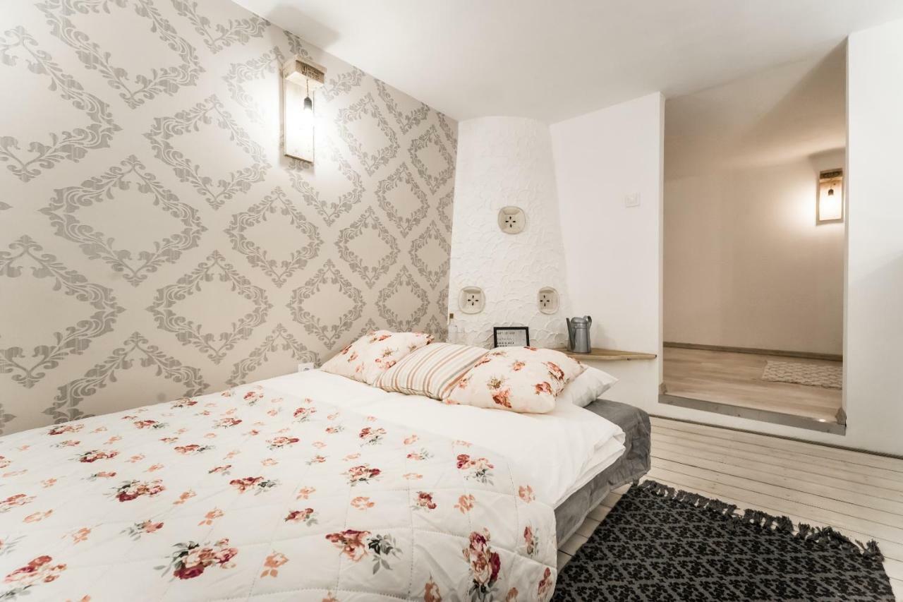 Bpr Vintage Garden Apartment With Terrace & Sauna บูดาเปสต์ ภายนอก รูปภาพ